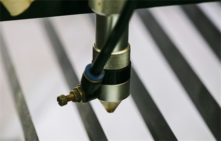 shenja e pjes&euml;s s&euml; drejtp&euml;rdrejt&euml;